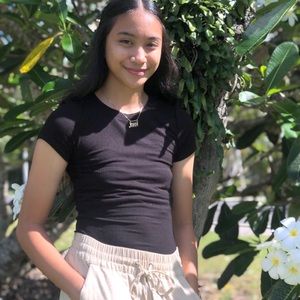 Meet your Posher, Elecia